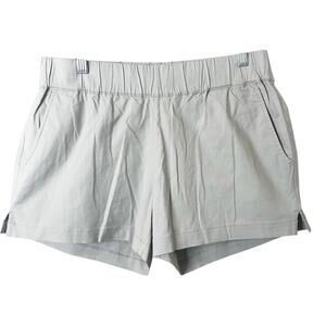 Tasc Performance NWT Women's Weekender Pull On Shorts Glacier Gray Size Medium